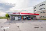 4250 University Avenue - Photo 2