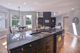 1030 James Avenue - Photo 13