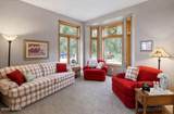 320 Peterson Drive - Photo 8