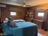 1427 Lawler Avenue - Photo 3