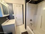 914 11TH Avenue - Photo 32