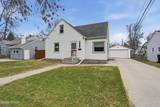 911 15TH Avenue - Photo 2