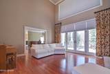 738 Vineyard Circle - Photo 3