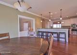738 Vineyard Circle - Photo 6