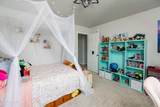 426 Plymouth Lane - Photo 18