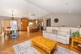 1105 Lindsey Lane - Photo 10