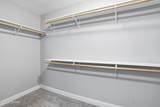934 Thames Court - Photo 11