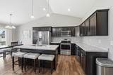 934 Thames Court - Photo 16