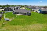 934 Thames Court - Photo 40