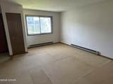 918 W 14Th Street - Photo 6