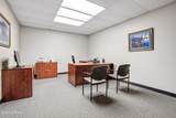 117 South Broadway Street - Photo 20