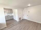 323 Seward Ave - Photo 4