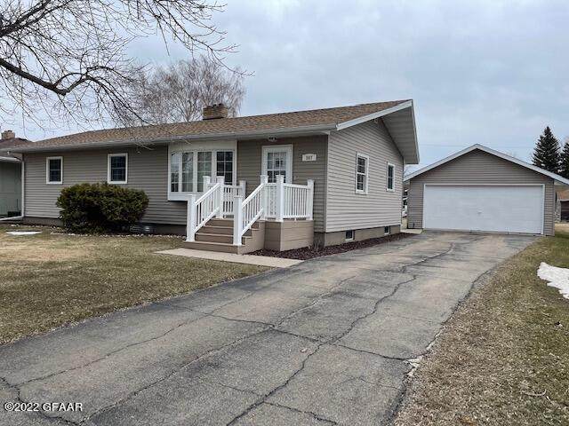 507 S Adam Street - Photo 1