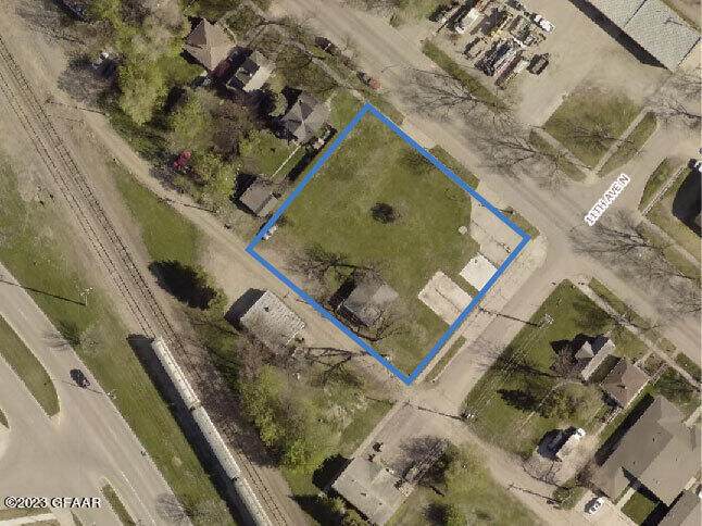 1111,1105, 1101 N 5TH ST & 514 11TH AVE N - Photo 1