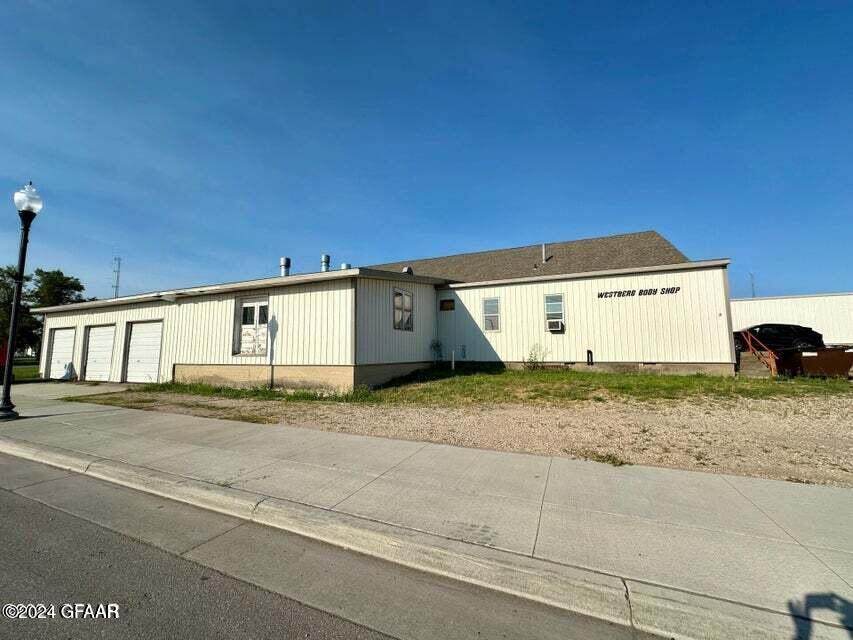 https://bt-photos.global.ssl.fastly.net/grandforks/orig_boomver_1_24-1982-2.jpg