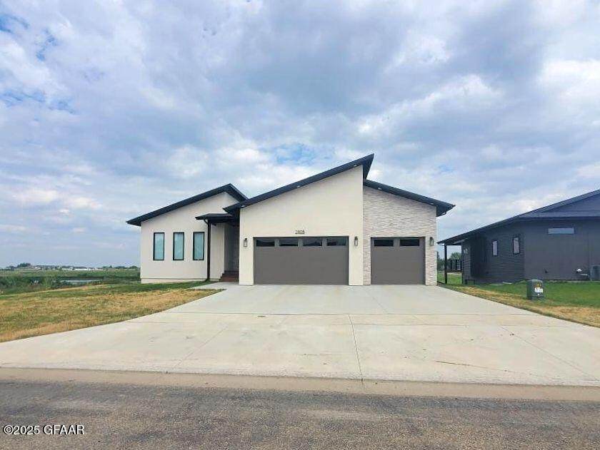 2501 Troon Circle - Photo 1