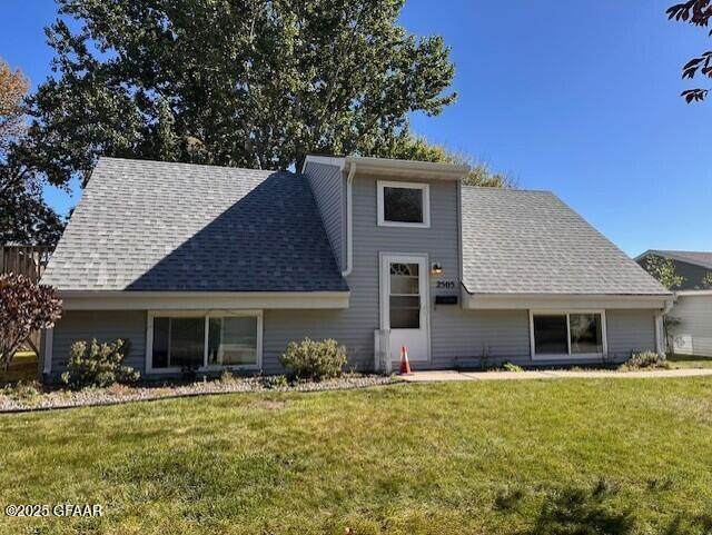 2505 18TH Street - Photo 1