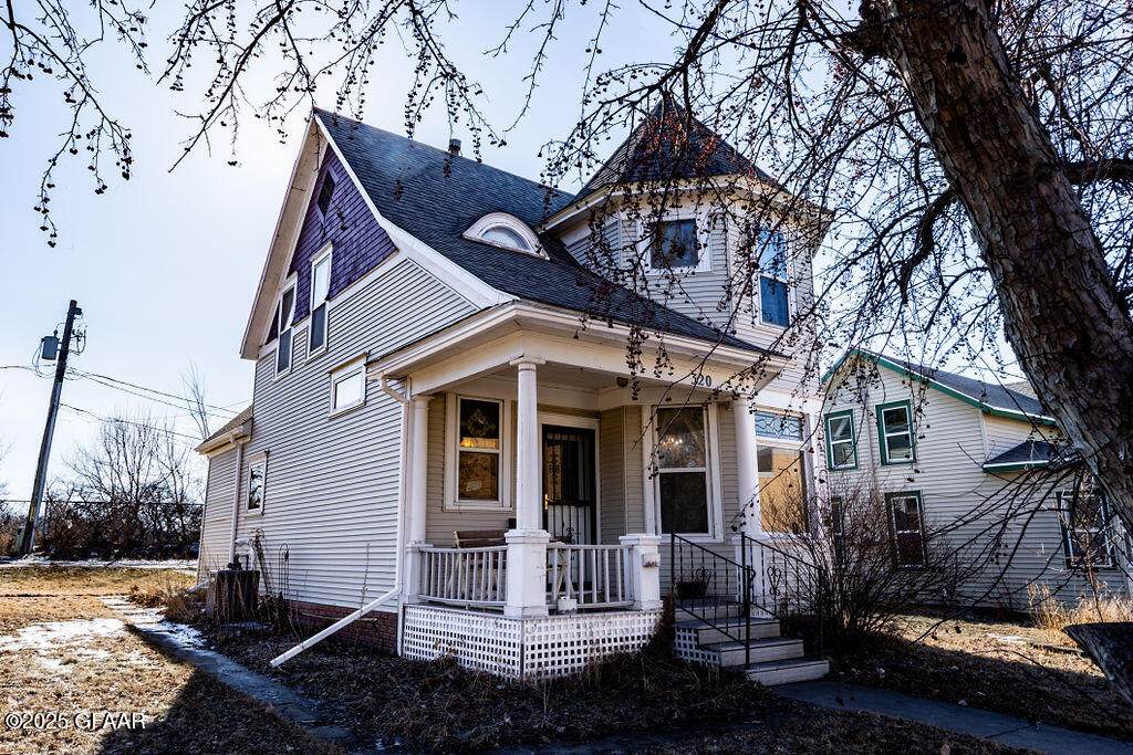 https://bt-photos.global.ssl.fastly.net/grandforks/orig_boomver_1_25-920-2.jpg