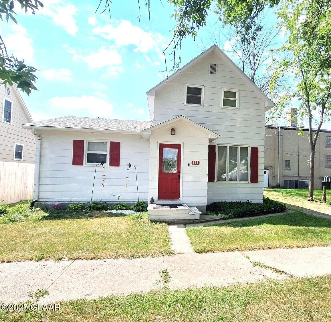 103 E 1St Avenue - Photo 1