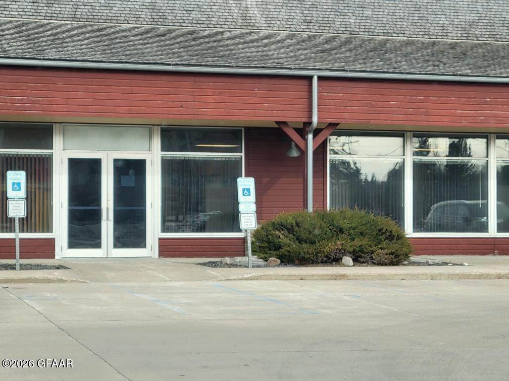 https://bt-photos.global.ssl.fastly.net/grandforks/orig_boomver_1_26-141-2.jpg