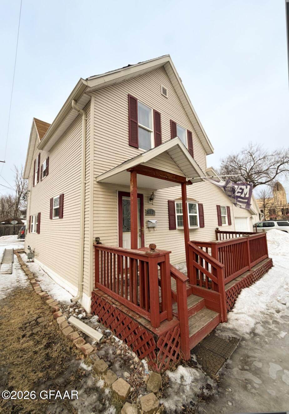 512 4TH Avenue - Photo 1