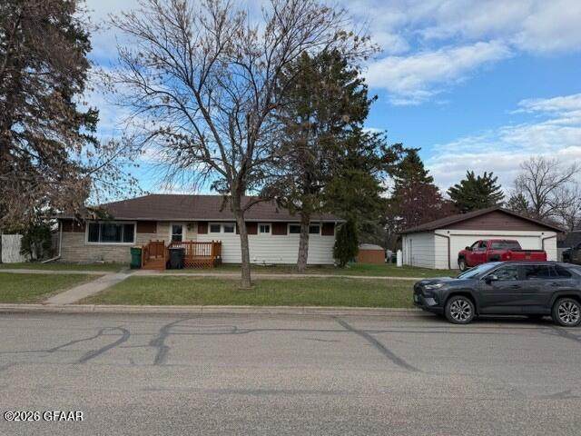 206 3RD Street - Photo 1