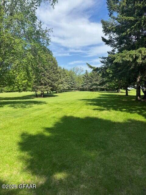 https://bt-photos.global.ssl.fastly.net/grandforks/orig_boomver_1_26-768-2.jpg