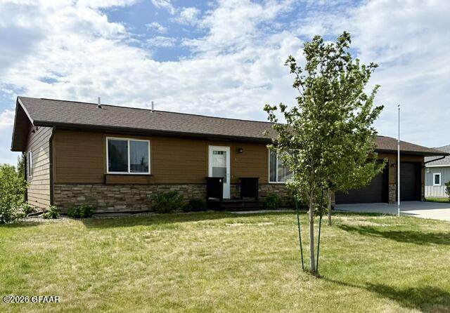 https://bt-photos.global.ssl.fastly.net/grandforks/orig_boomver_1_26-791-2.jpg