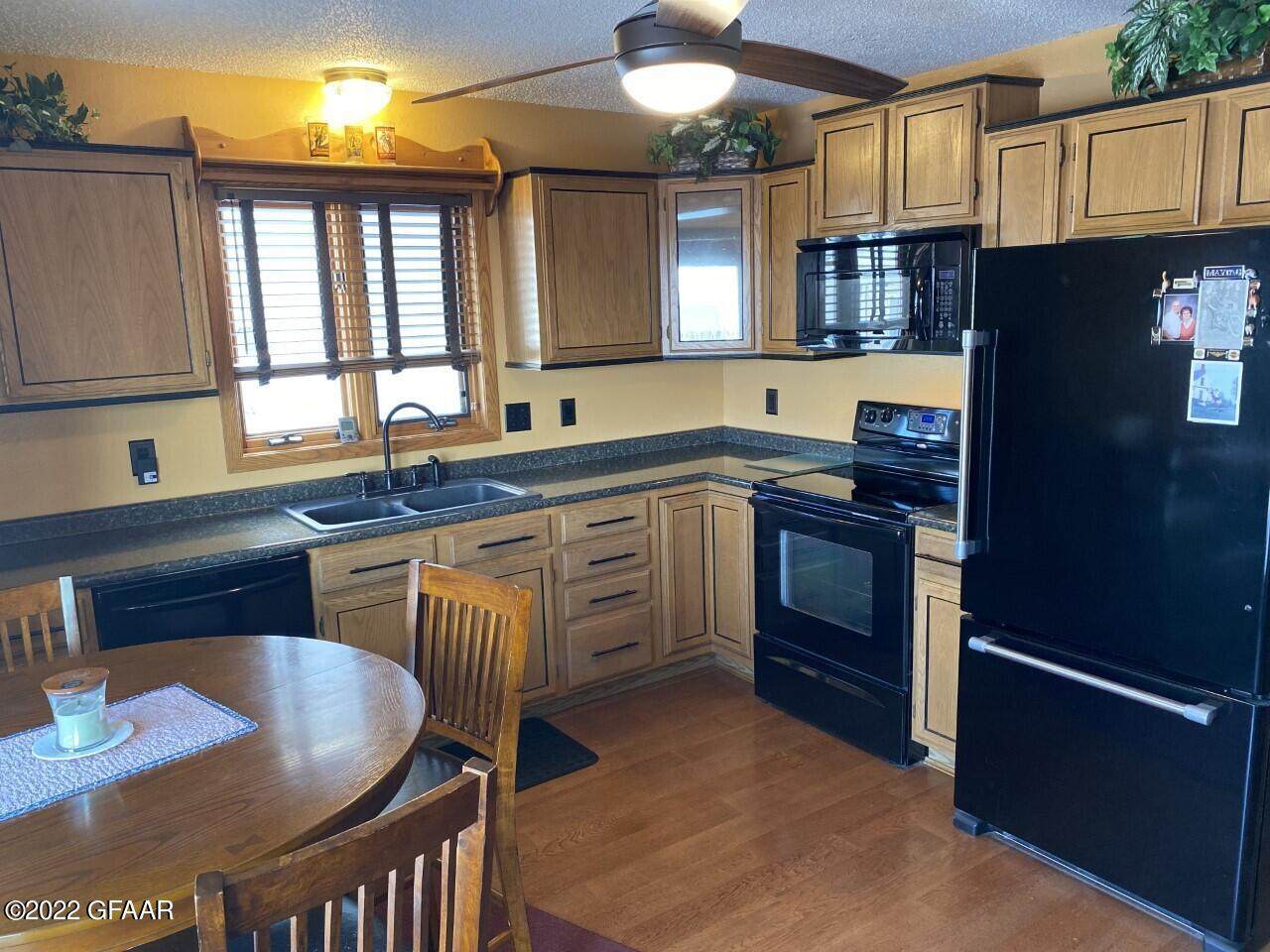1206 S 12th Street - Photo 1