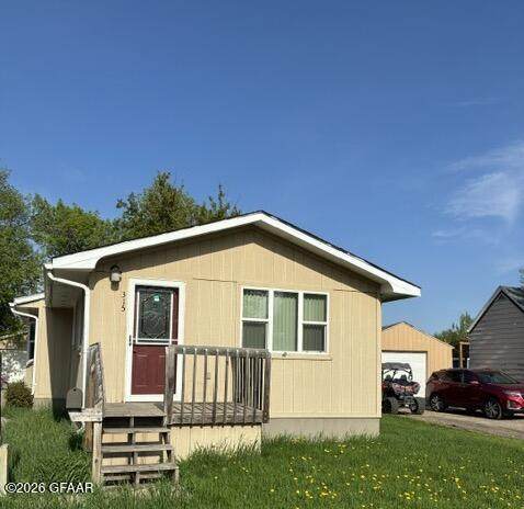 315 Burgamott Avenue - Photo 1