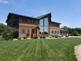 1910 9th St - Photo 2