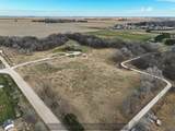 1910 9th St - Photo 4