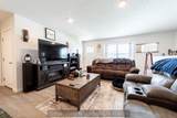 944 19th St - Photo 3