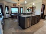 1524 Beechwood Dr - Photo 18