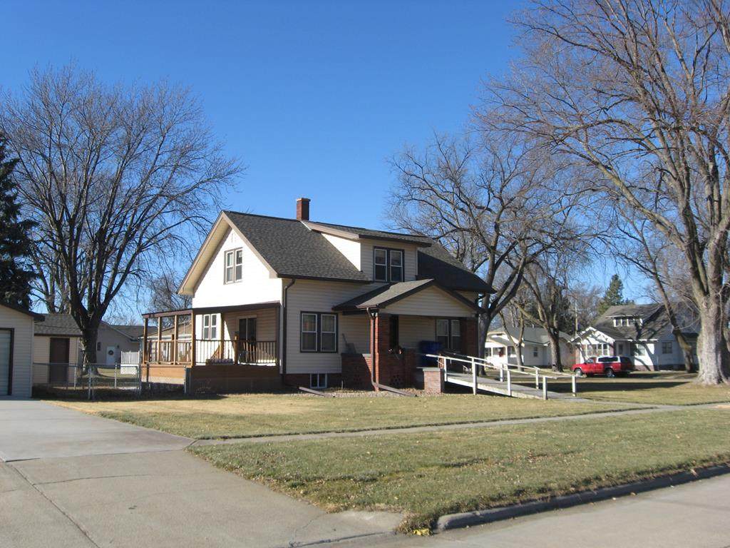 1110 West Street - Photo 1