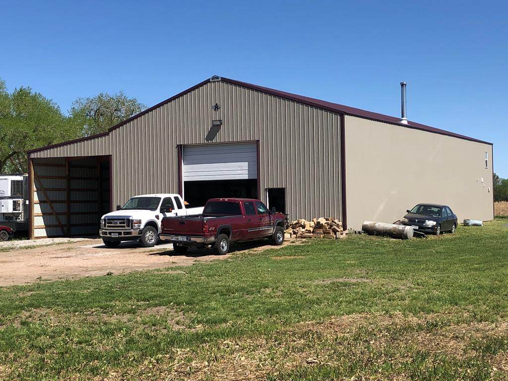 35125 Maple Rd - Photo 1