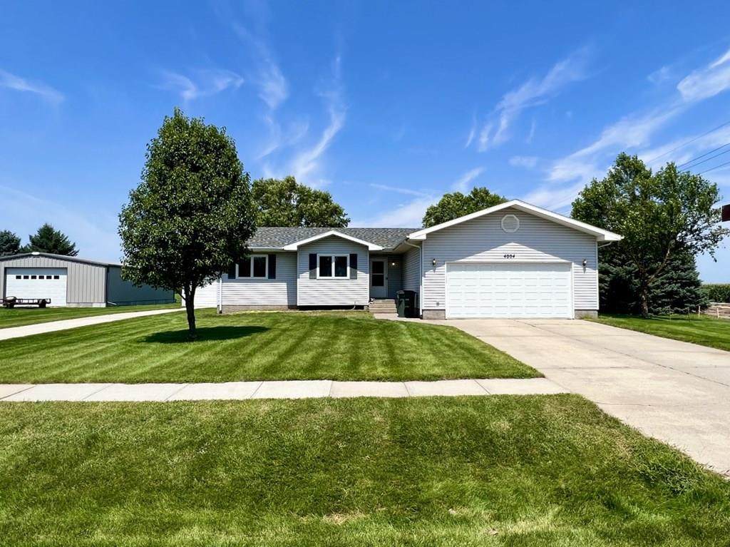 4004 Greenwood Dr - Photo 1