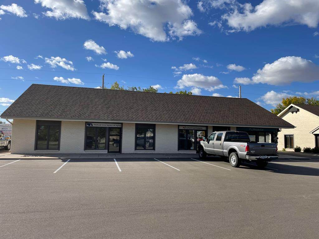 1433 Webb Road - Photo 1