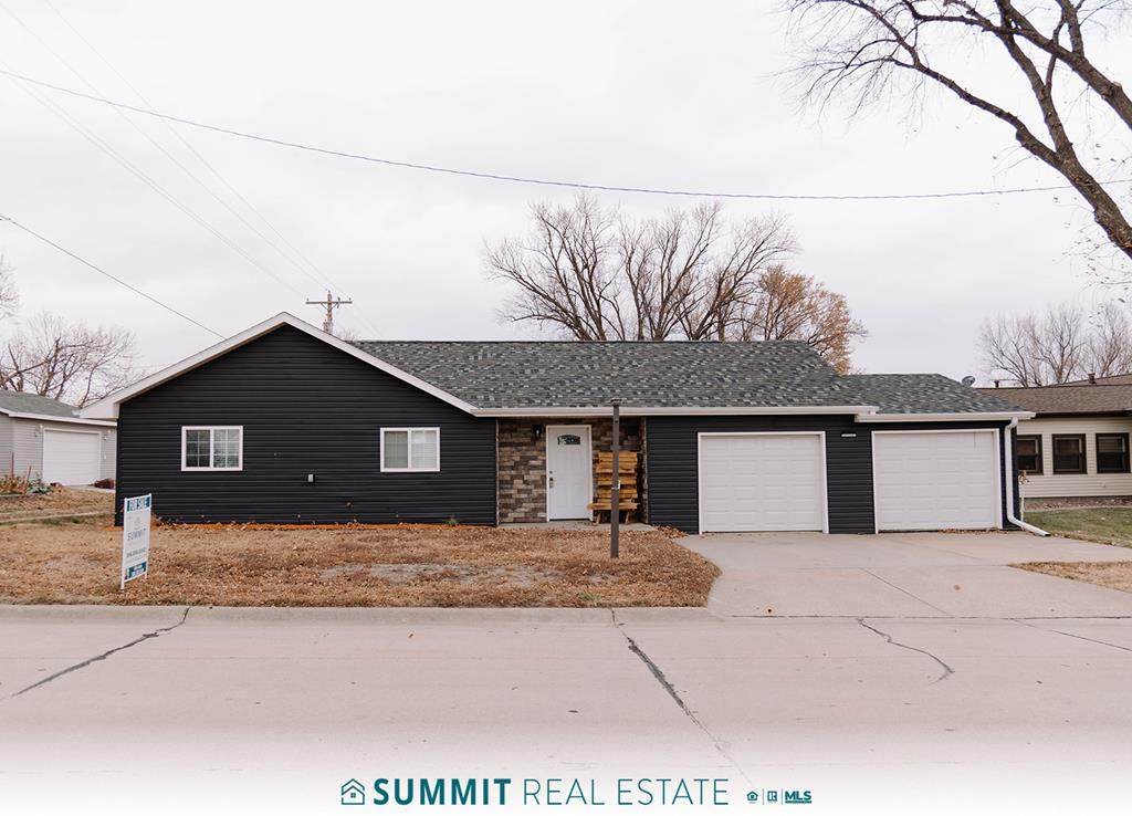 204 Syria St - Photo 1