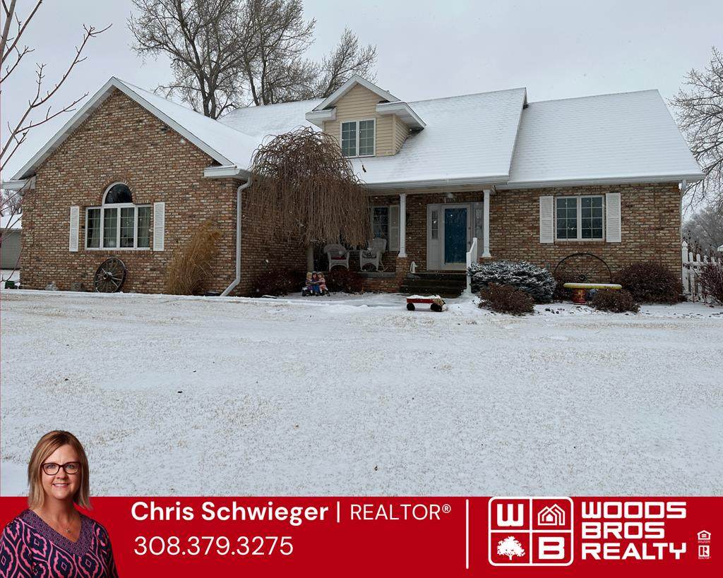 223 Lakeside Dr - Photo 1
