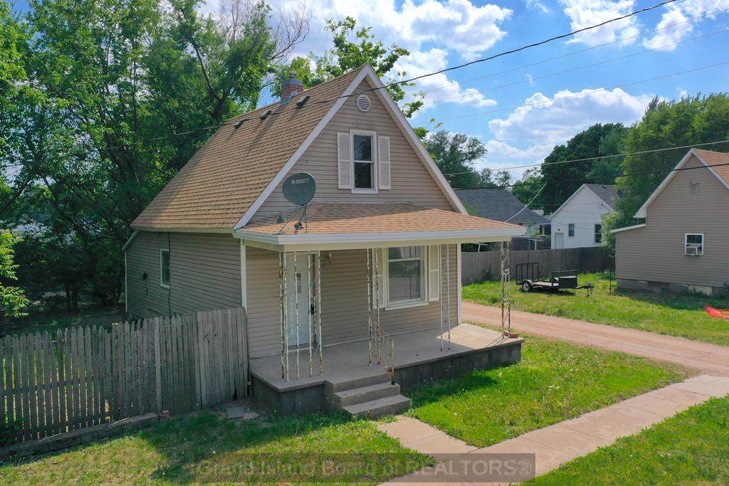 411 C - Photo 1