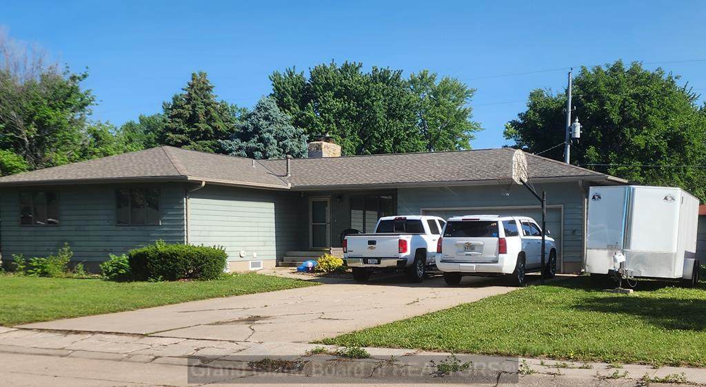 804 Phoenix - Photo 1