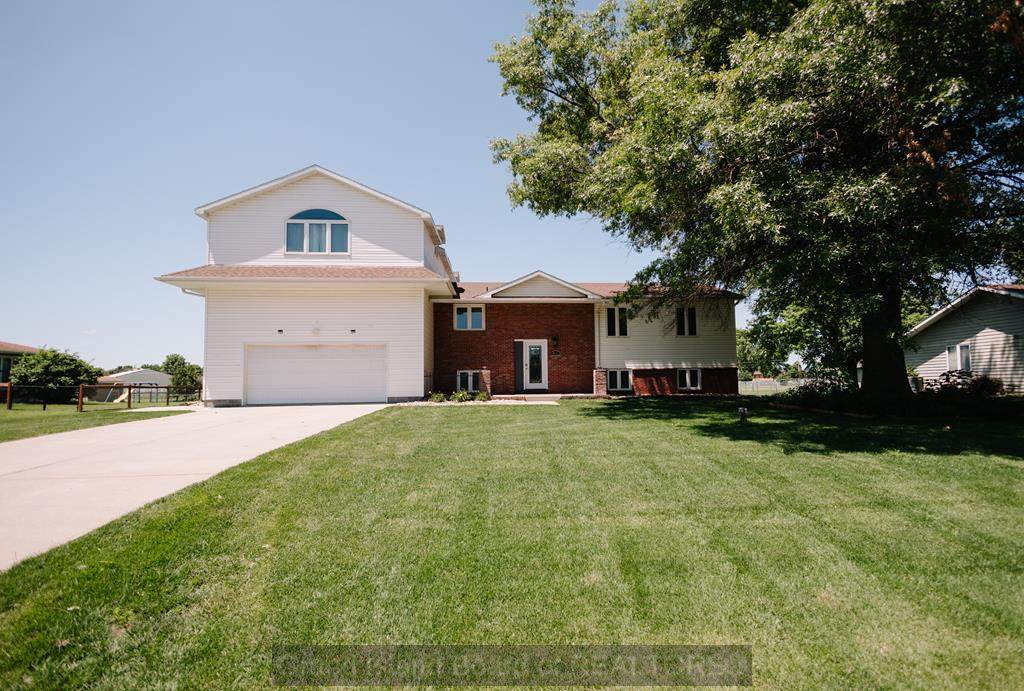 3454 Schroeder Ave - Photo 1