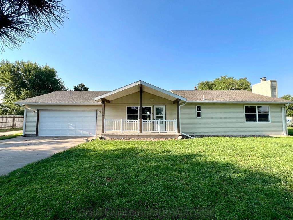 805 Capital Avenue - Photo 1