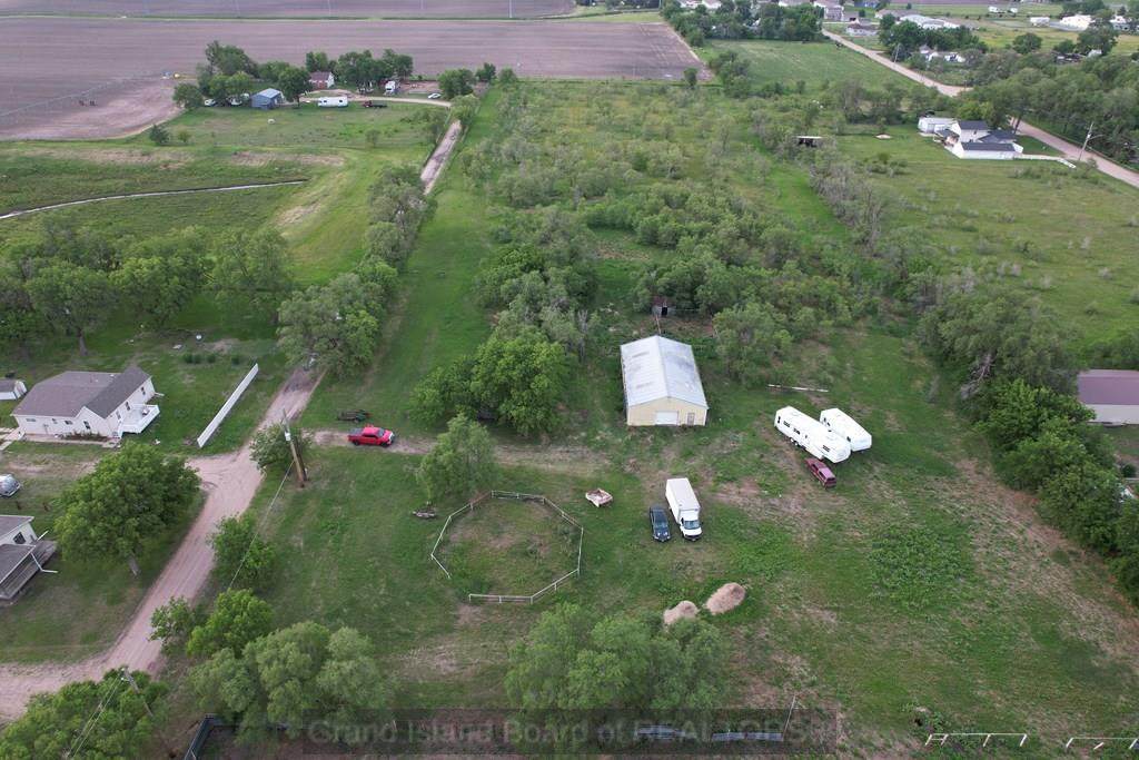 1523 8th Street - Photo 1