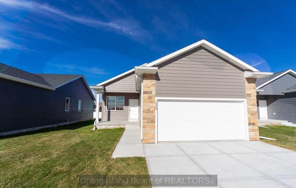 1038 Vandervoort Ave - Photo 1