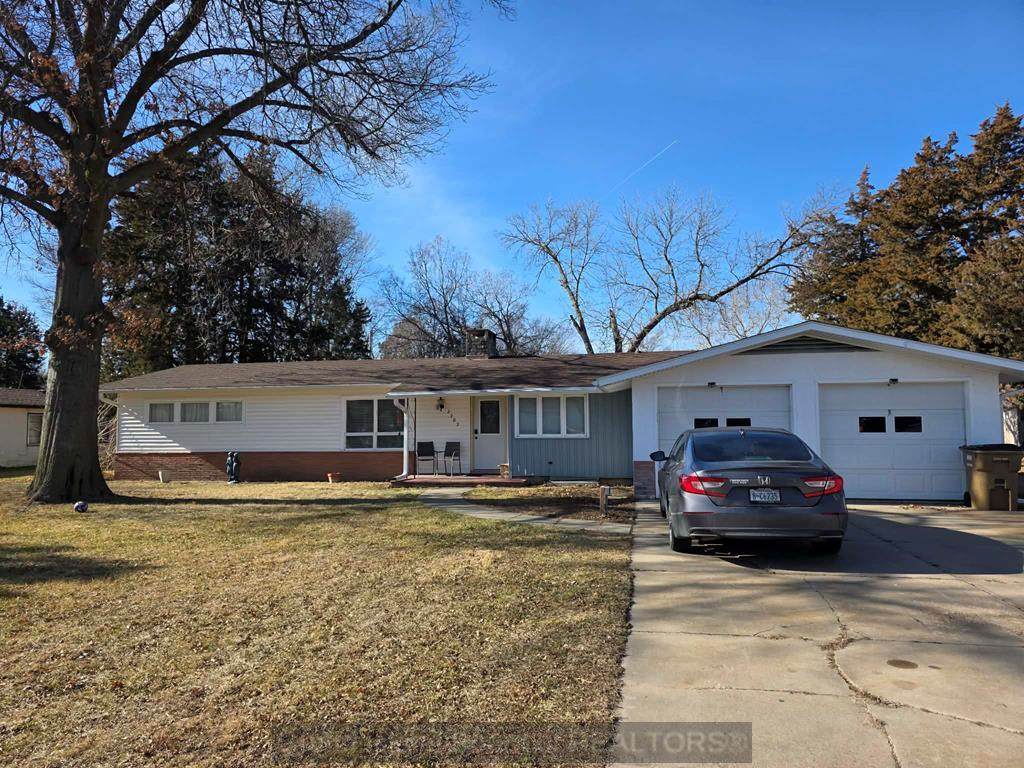 2202 Pioneer Blv - Photo 1