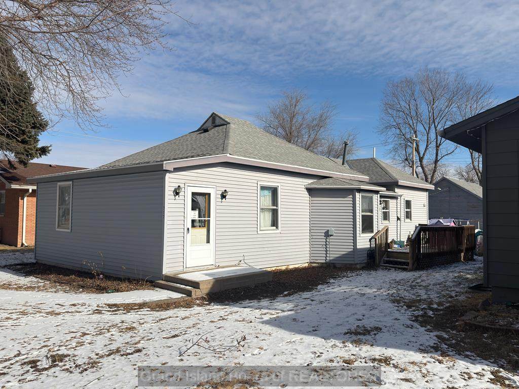 717 Verona Ave - Photo 1