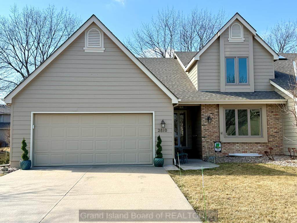 2810 Brentwood Blvd - Photo 1