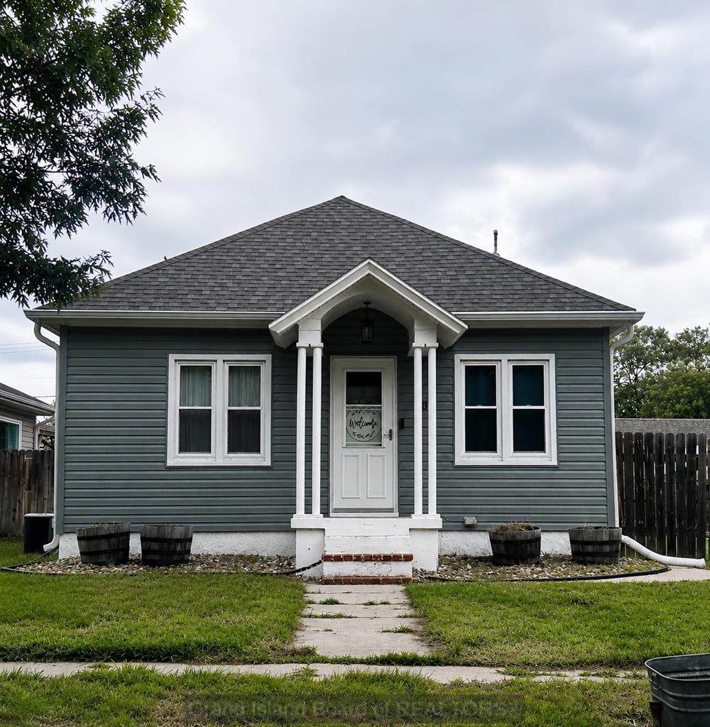 707 Sicily Avenue - Photo 1